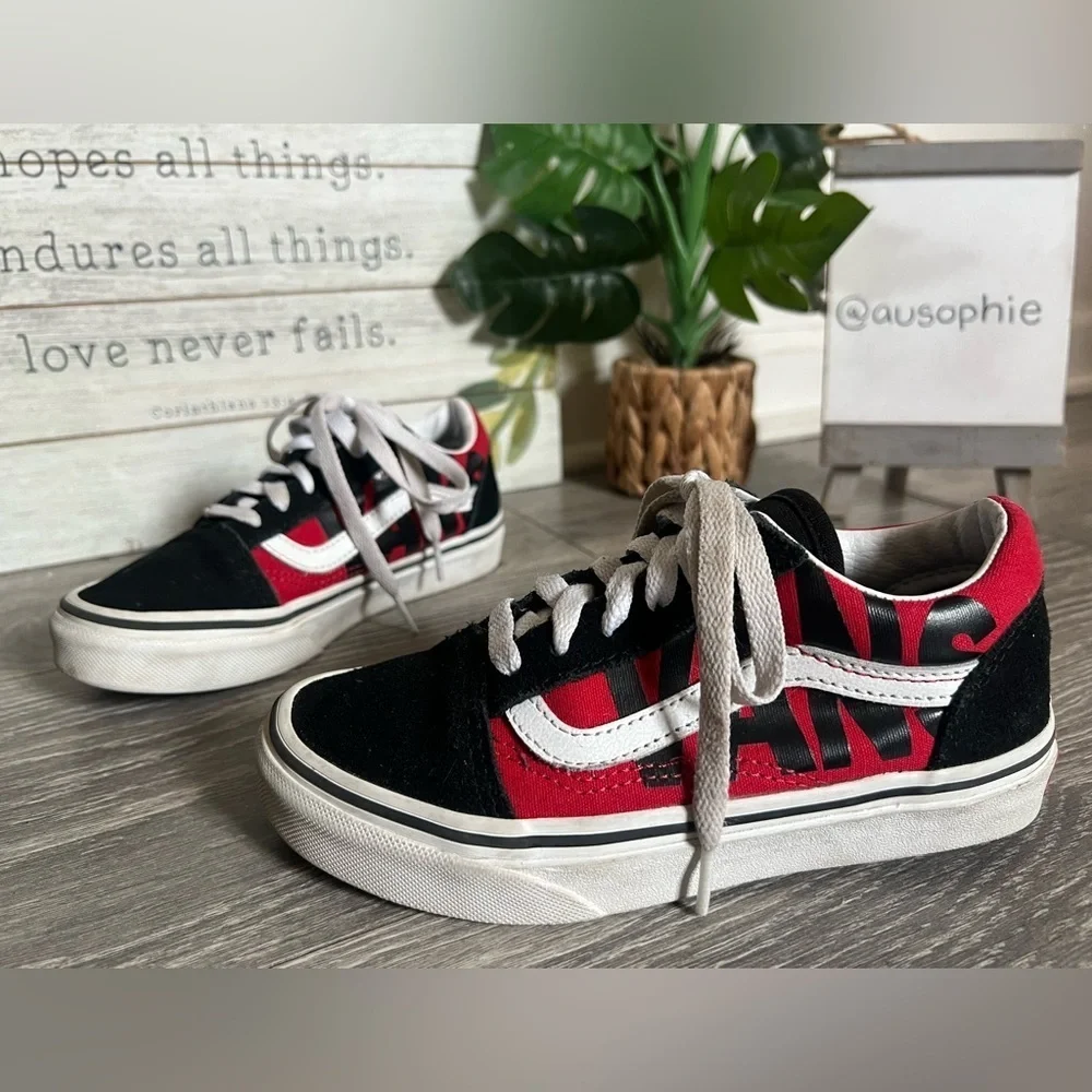 Vans bold sneakers